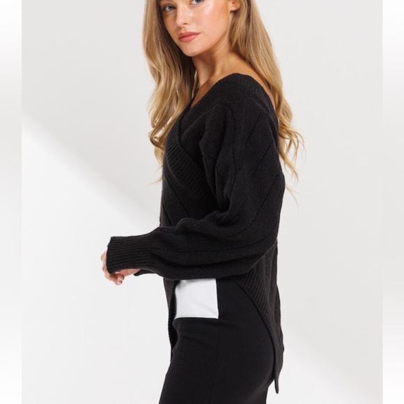 Fabulous Wrap Style Sweater - Picture 3 of 5